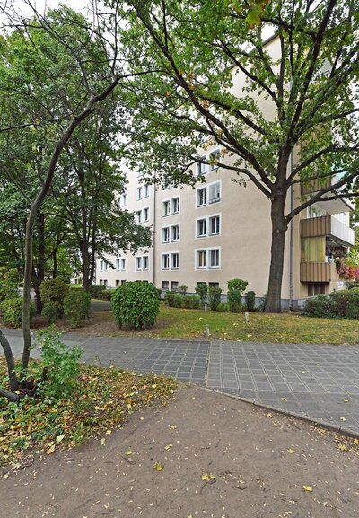 2-Zimmer-Wohnung im 5. OG ohne Aufzug - direkt an der U-Bahn - Photo 3