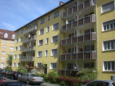 Kleine, charmante 2-Zimmer-Wohnung mit Balkon - Photo 1