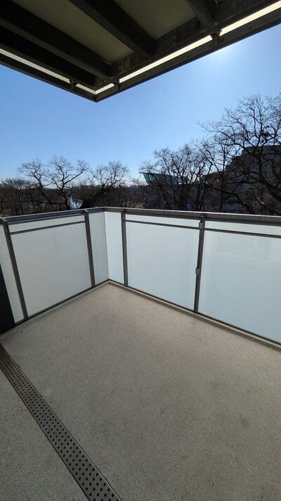 Balkon_Schultheissallee_38