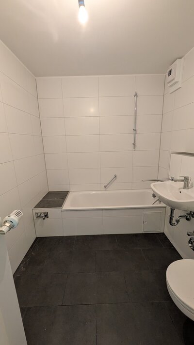 2 Zimmer Wohnung am Frankencenter ab SOFORT!! - Photo 1