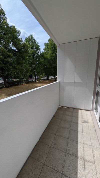 2 Zimmer Wohnung am Frankencenter ab SOFORT!! - Photo 2