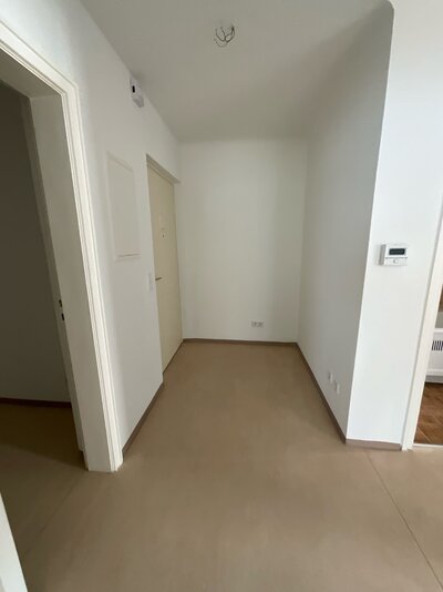 Vorplatz 1