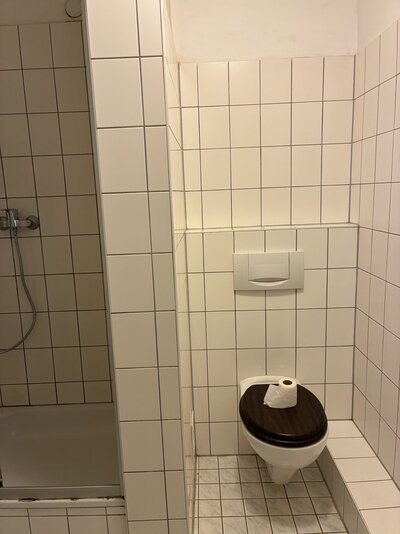 WoAb_-1109233_Bad mit WC_Bild2
