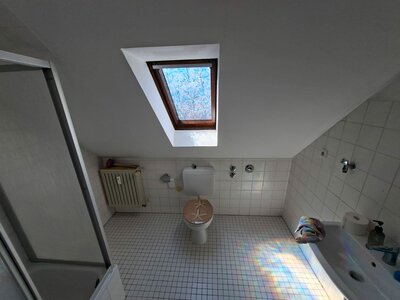 Gemütliche Dachgeschosswohnung nördlich der Altstadt! - Photo 3