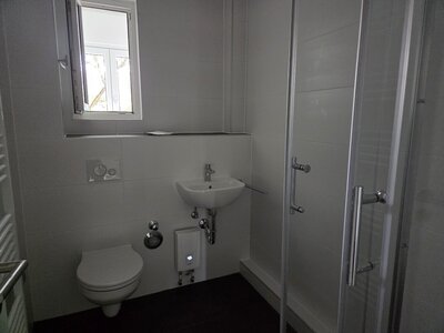 nähe Luitpoldhain/Dutzendteich + mit Dusche und Badewanne - Foto 2