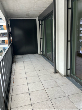 großer Balkon