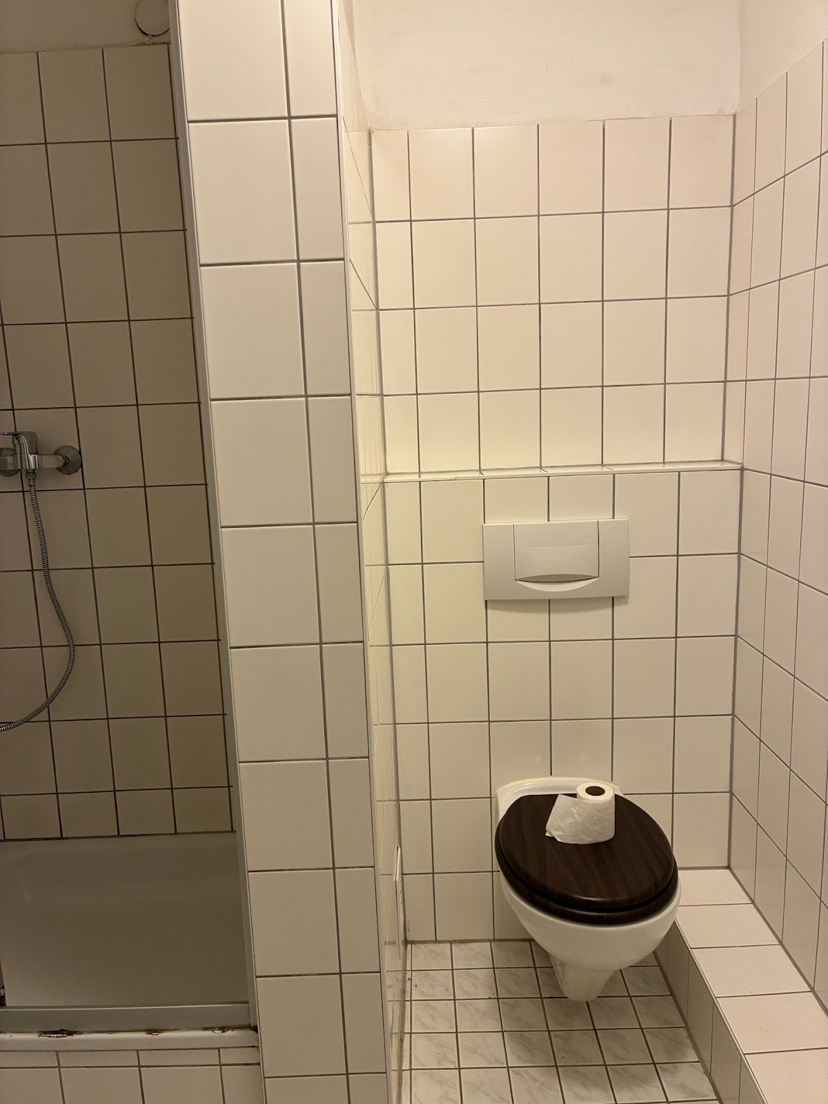 WoAb_-1109233_Bad mit WC_Bild2