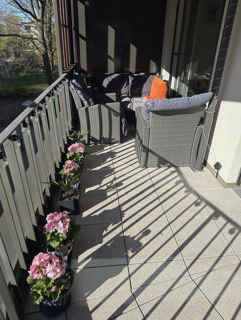 Balkon (Ansicht rechts)