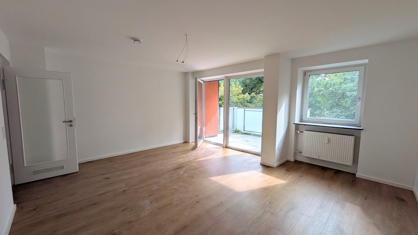 Wohnzimmer_Schultheißallee_34